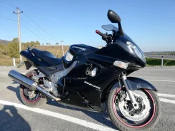 Kawasaki ZZR 1200. 1 200����. ��., ��������, ���, � �������� ����