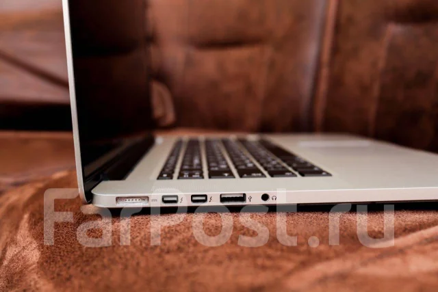Apple MacBook Pro 15 2015 Mid. 15", 2,2����, ��� 16 ��, ���� 250���, WiFi: 1, Bluetooth: 1, ����������� �� 10��. ����