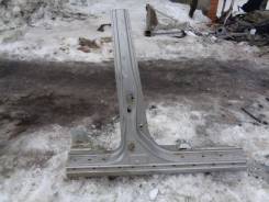 Порог со стойкой правый Kia Sorento 2002-2009 Номер OEM 711023E0B1
