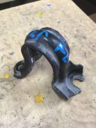 Крепление стабилизатора. Nissan Teana, J31, J31Z, PJ31, TNJ31 Nissan Presage, PNU31, PU31, TNU31, TU31, U31 Nissan Murano, PNZ50, PZ50, TZ50, Z50 Двиг...