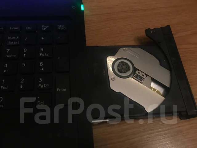 Sony VAIO VPC. 2,4����, ���� 4���, WiFi: 1, Bluetooth: 1 ����