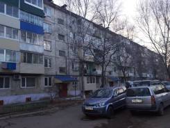 2-комнатная, улица Жуковского 11 в Арсеньеве 2-комнатная, улица Жуковского 11. Полиция, агентство, 44,0 кв. м. Дом снаружи