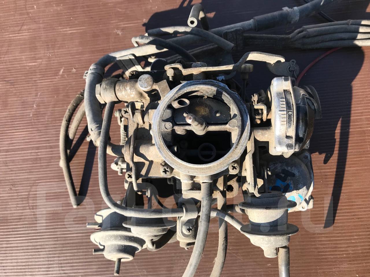 Mikuni vm34-622. Карбюратор holley на v8. Huayi карбюратор p100. Карбюратор holley 500. Карбюратор вебер однокамерный.