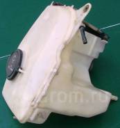 Бачок стеклоомывателя. Toyota: Sprinter, Corolla Spacio, Sprinter Carib, Corolla Levin, Sprinter Trueno, Corolla, Sprinter Marino, Corolla Ceres Двига...