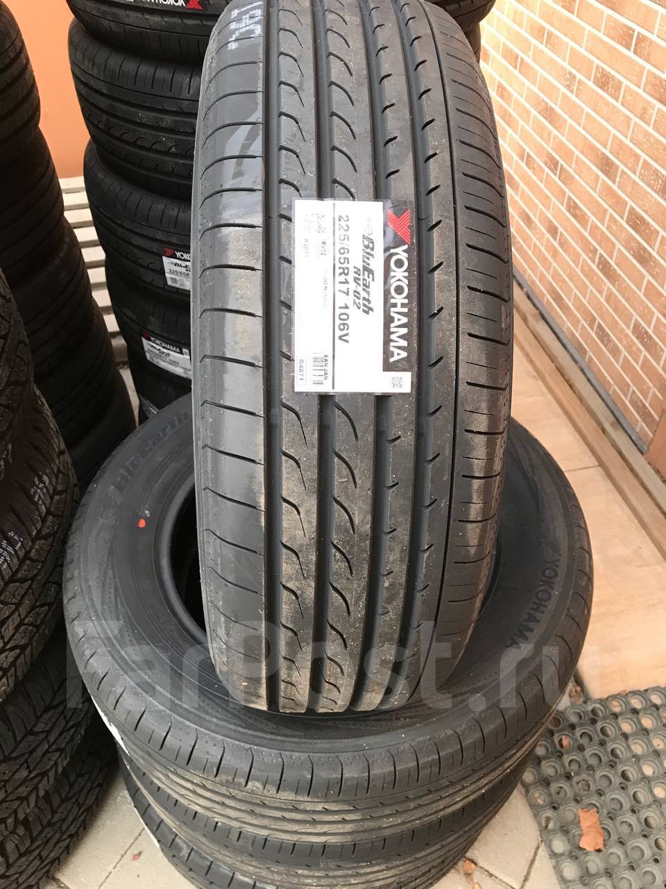 225/65/17 yokohama ae-61 h. Yokohama bluearth-xt ae61 tl. Yokohama 225/65r17 106v bluearth rv-02. Geolandar g98ev. Yokohama bluearth 225 65 r17.