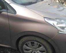 Продам крыло перед правое Peugeot 208 в Кемерово Крыло. Peugeot 208