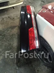 Пластиковая крышка багажника