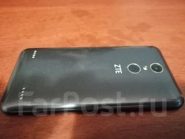 ZTE Blade X5. �/�, �����, 4G LTE, Dual-SIM ����