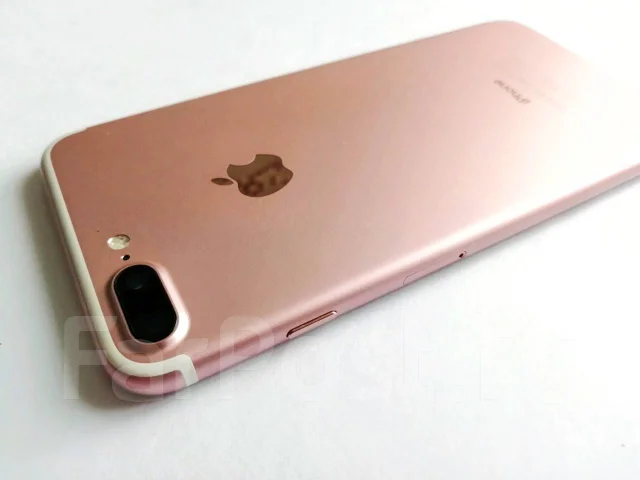Apple iPhone 7 Plus. �/�, �������, 3G, 4G LTE, ����������, NFC ����