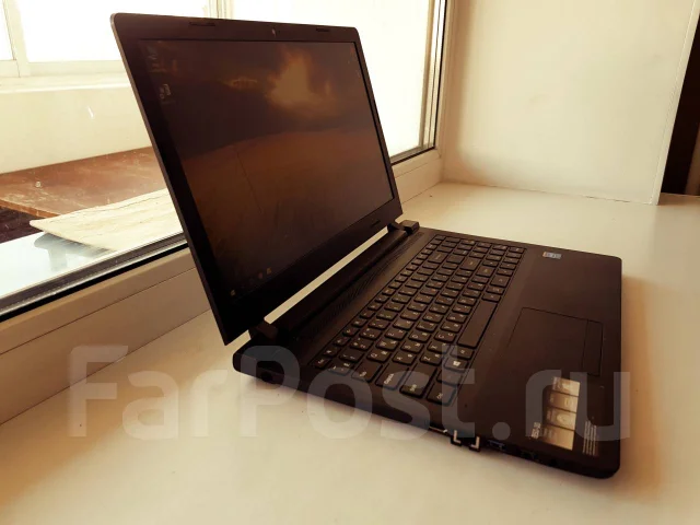 Lenovo B50-10. 15.6", 2,2����, ��� 4 ��, ���� 500���, WiFi: 1, Bluetooth: 1, ����������� �� 4��. ����