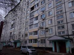 2-комнатная, улица Жуковского 21 в Арсеньеве 2-комнатная, улица Жуковского 21. ДК "Прогресс", агентство, 44,0 кв. м. Дом снаружи