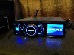 Alpine IDA-X305 ����