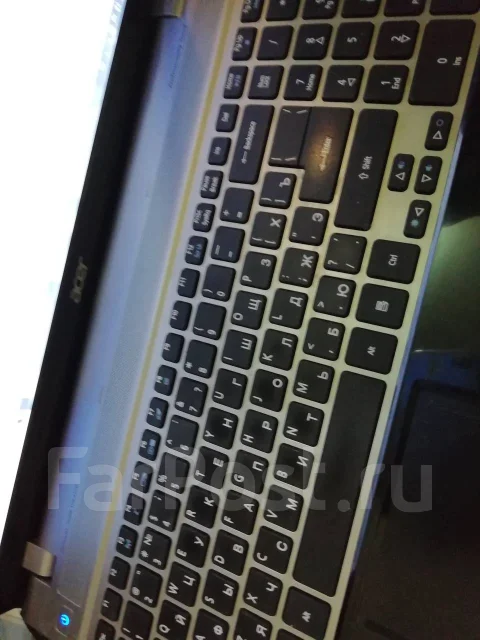 Acer Aspire V3-551G. 15.6", 2 300����, ��� 6 ��, ���� 64���, WiFi: 1, Bluetooth: 1, ����������� �� 3��. ����