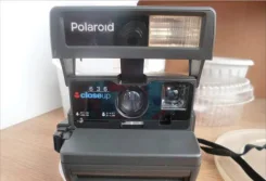 Polaroid