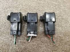 Реле поворота. Nissan: NV350 Caravan, King Cab, Almera, Civilian, Silvia, Caravan, Cedric, Bluebird Sylphy, Vanette Serena, Tino, Terrano Regulus, 300...
