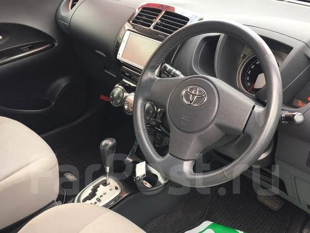 Toyota ist. �������, ��������, 1.5 (109��.�.), ������, �/�. ��� ����� �� ������������ ����