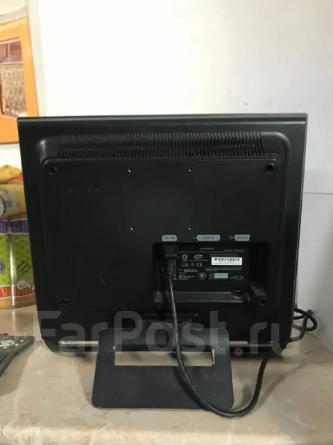 Sony. 17" ����