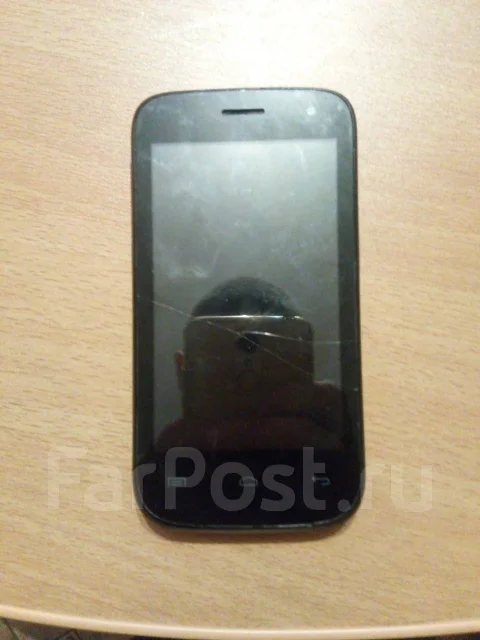 Fly IQ454 Evo Tech 1. �/�, �������, ������, Dual-SIM ����