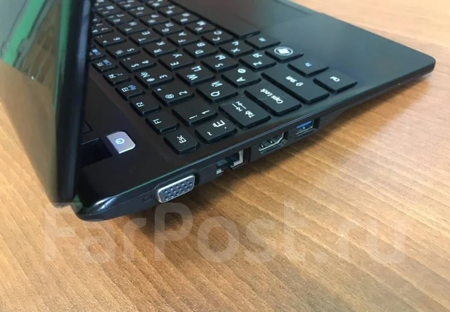 Acer Aspire One 725. ��� 4 ��, ���� 500��� ����