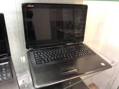 Asus K70IJ. 17.3", 2 400,0����, ��� 4 ��, ���� 500���, WiFi, Bluetooth, ����������� �� 1��. ����