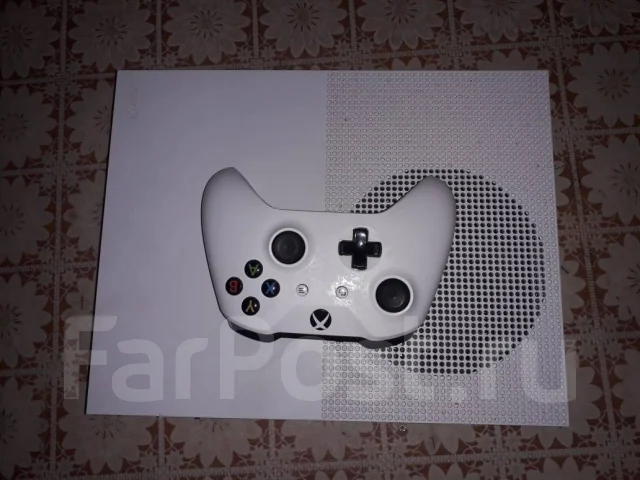 Microsoft Xbox One S ����
