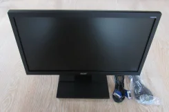 Acer. 19.5" ����
