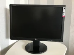 LG. 19", ���������� OLED