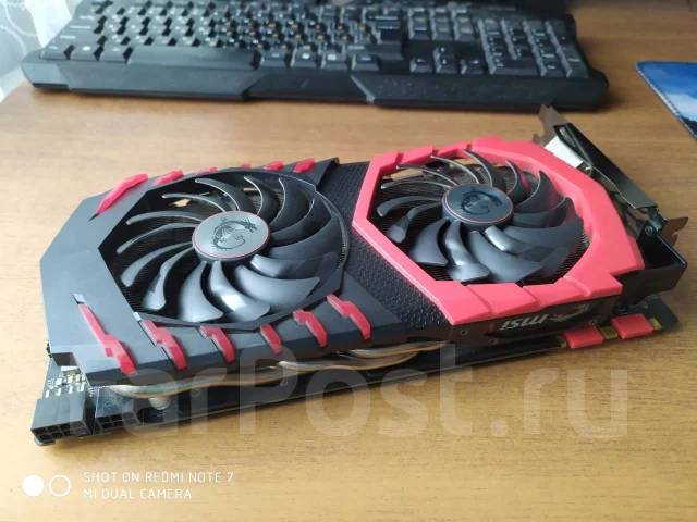 GeForce GTX 1070 ����