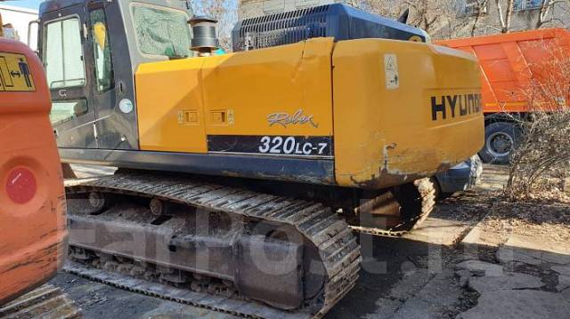 Hyundai r320lc 7