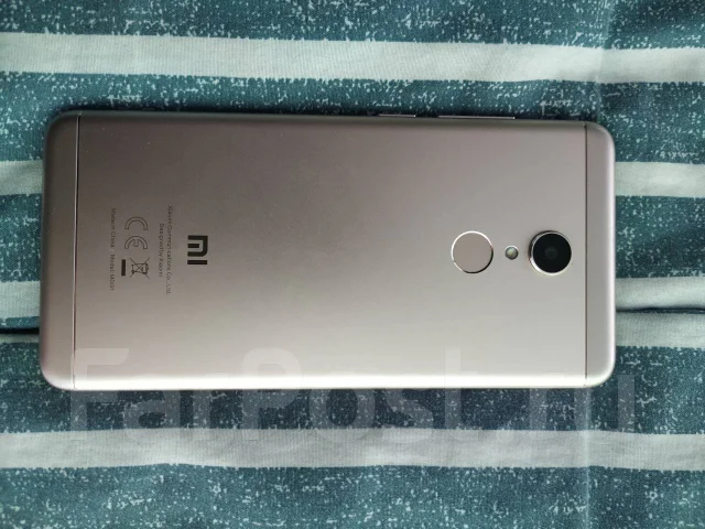Xiaomi Redmi 5. �/�, �������, 3G, 4G LTE, Dual-SIM ����