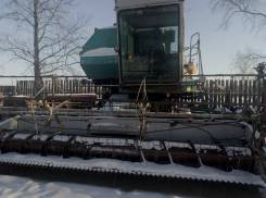 ХТЗ Т-150. Продам трактор Т150 и комбайн кзк Енисей. Под заказ