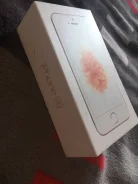 Apple iPhone SE. �/�, 32 ��, �������, NFC