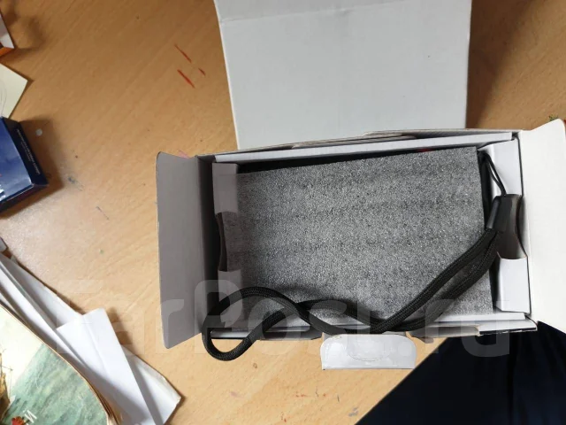 Polaroid. 10 - 14.9 ��, ���: 3� ����