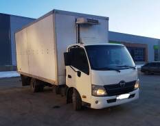 Hino 300. Продаётся грузовик рефрижератор , 4 009 куб. см., 5 000 кг., 4x2