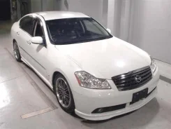Nissan Fuga ����