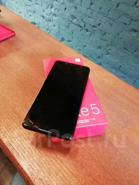 Xiaomi Redmi Note 5. �/�, ������, 3G, 4G LTE, Dual-SIM ����