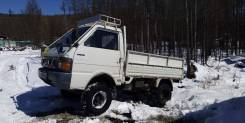 Nissan Vanette. Продаётся нисан ванэт, 2 200 куб. см., 1 000 кг., 4x4