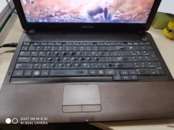 Samsung R540. 15.6", 2,3����, ��� 3072 ��, ���� 160���, WiFi, Bluetooth, ����������� �� 1��. ����