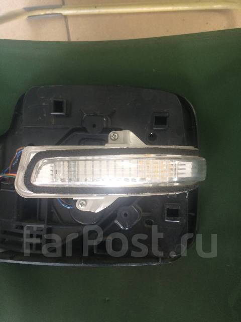 Повторитель поворота в зеркало Suzuki Jimny, левый передний купить во ...
