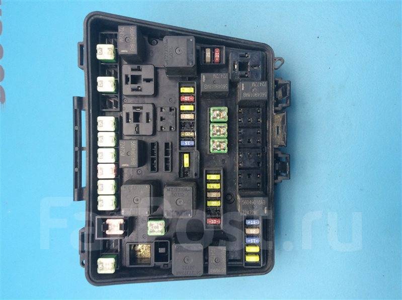 Блок предохранителей на Chrysler Pacifica CRG8349 FINNAUTOPARTS - Автозапчасти д