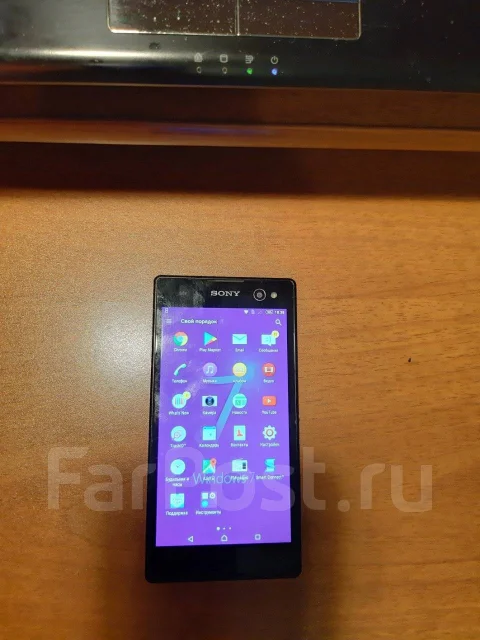 Sony Xperia C3. �/�, ������, 4G LTE ����