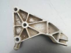 Кронштейн. Opel Astra Chevrolet Astra Двигатели: C16SEL, X12XE, X14XE, X16SZR, X16XEL, X17DTL, X18XE1, Y17DT, Y20DTH, Z12XE, Z14XE, Z14XEP, Z16SE, Z16...