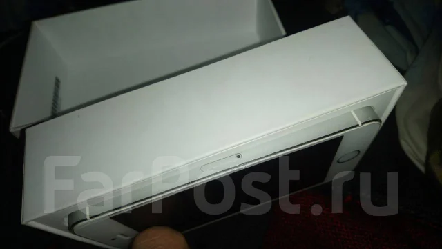 Apple iPhone 5s. �/�, �����, 3G, 4G LTE, NFC ����