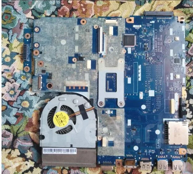 Lenovo B50-70 ����