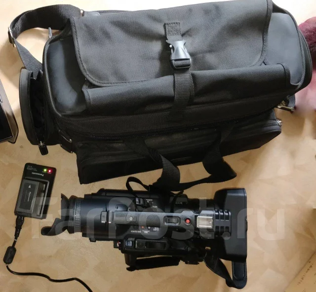 Panasonic AG. ����� 4-� ��, � ���������� ����