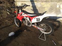 Honda CRF 250R. 250 куб. см., исправен