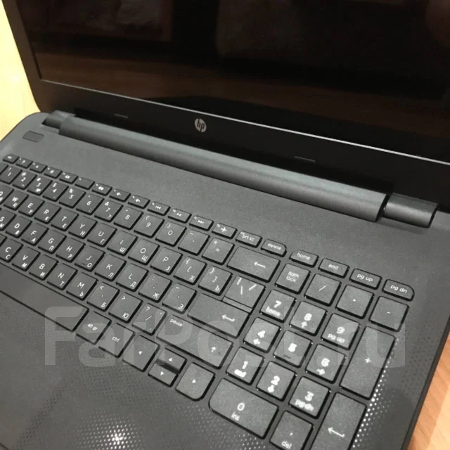 HP 15-ac610ur ����