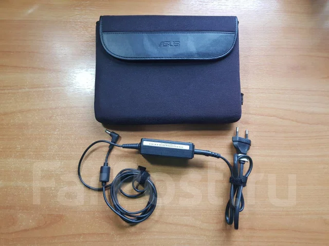 Asus Eee PC 900. WiFi: 1, Bluetooth: 1, ����������� �� 2��. ����
