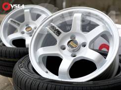 Rota Grid Racing. 7.0x15", 4x100.00, ET30, ЦО 73,1 мм.