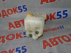 Бачок стеклоомывателя. Subaru Forester, SF5, SF9, SG5, SG9, SG9L Subaru Legacy, BD3, BD5, BD9, BG2, BG3, BG4, BG5, BG6, BG7, BG9, BGA, BGB, BGC Subaru...